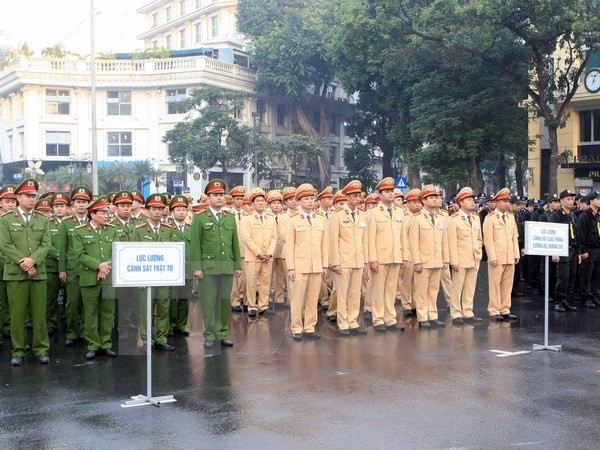 Deputy PM launches Traffic Safety Year 2017 - ảnh 1